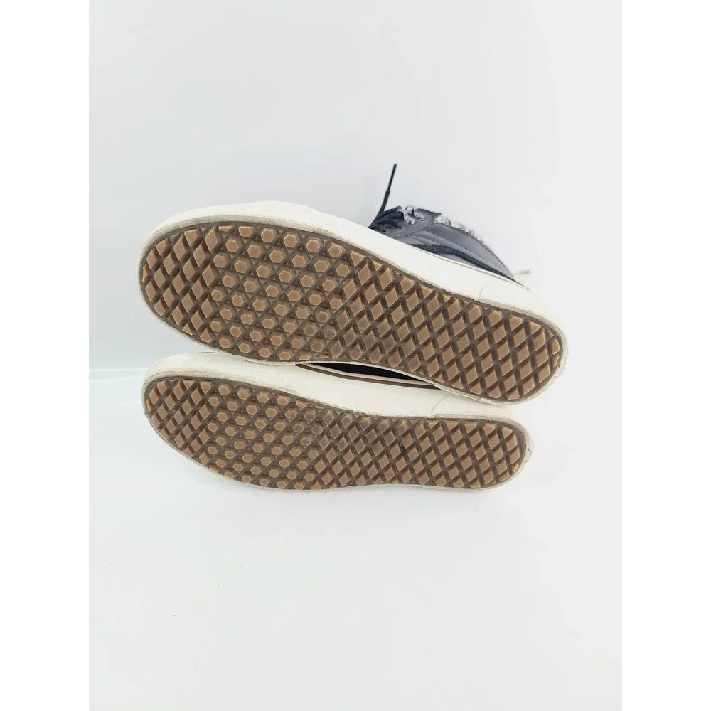 Vans  Skater Boots, Men, Size 8.5,‎ Black/White color.